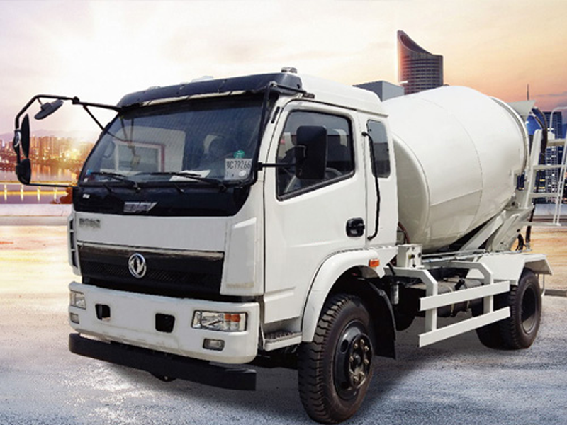 4立方攪拌車-02